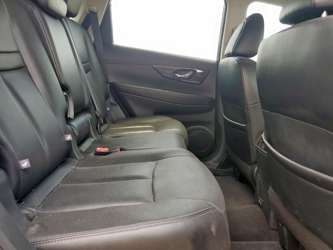 2019 Nissan Rogue S VIN: 5N1AT2MT4KC794462 Lot: 81179325