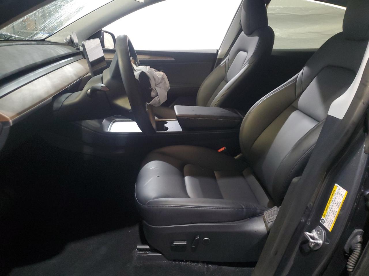 2023 Tesla Model Y VIN: 7SAYGDEE8PA140884 Lot: 83807345