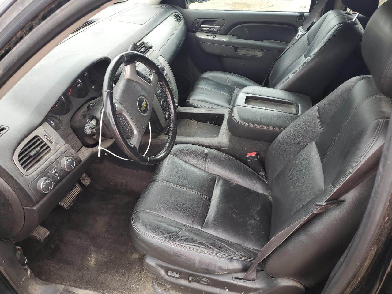 2013 Chevrolet Suburban K1500 Lt VIN: 1GNSKJE75DR101011 Lot: 81673255