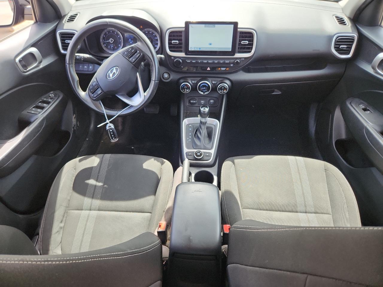 2021 Hyundai Venue Sel VIN: KMHRC8A38MU120645 Lot: 81605495