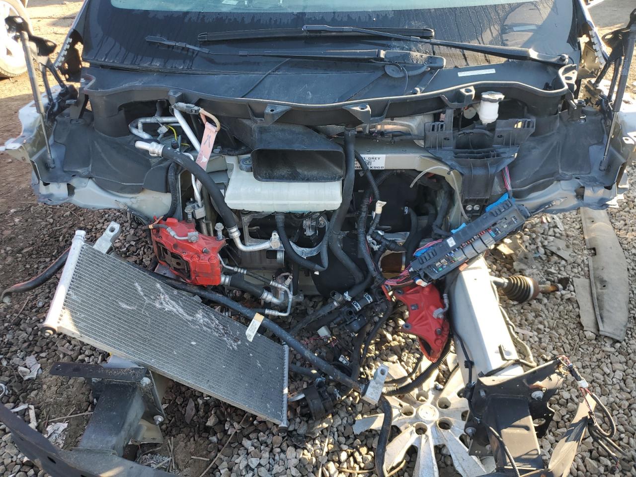 2019 Tesla Model X VIN: 5YJXCBE43KF152985 Lot: 84590025