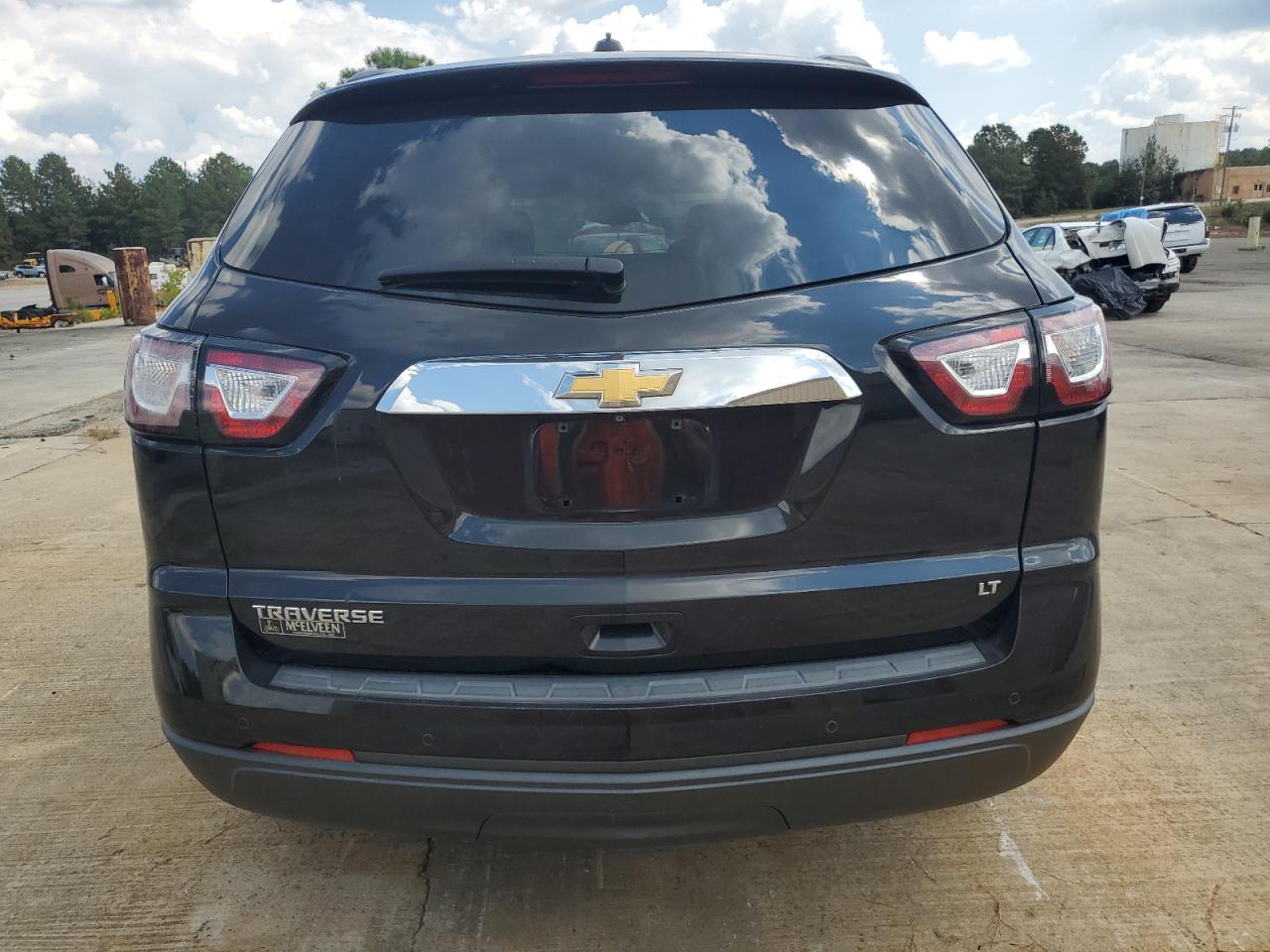 2017 Chevrolet Traverse Lt VIN: 1GNKRGKDXHJ342947 Lot: 81502765