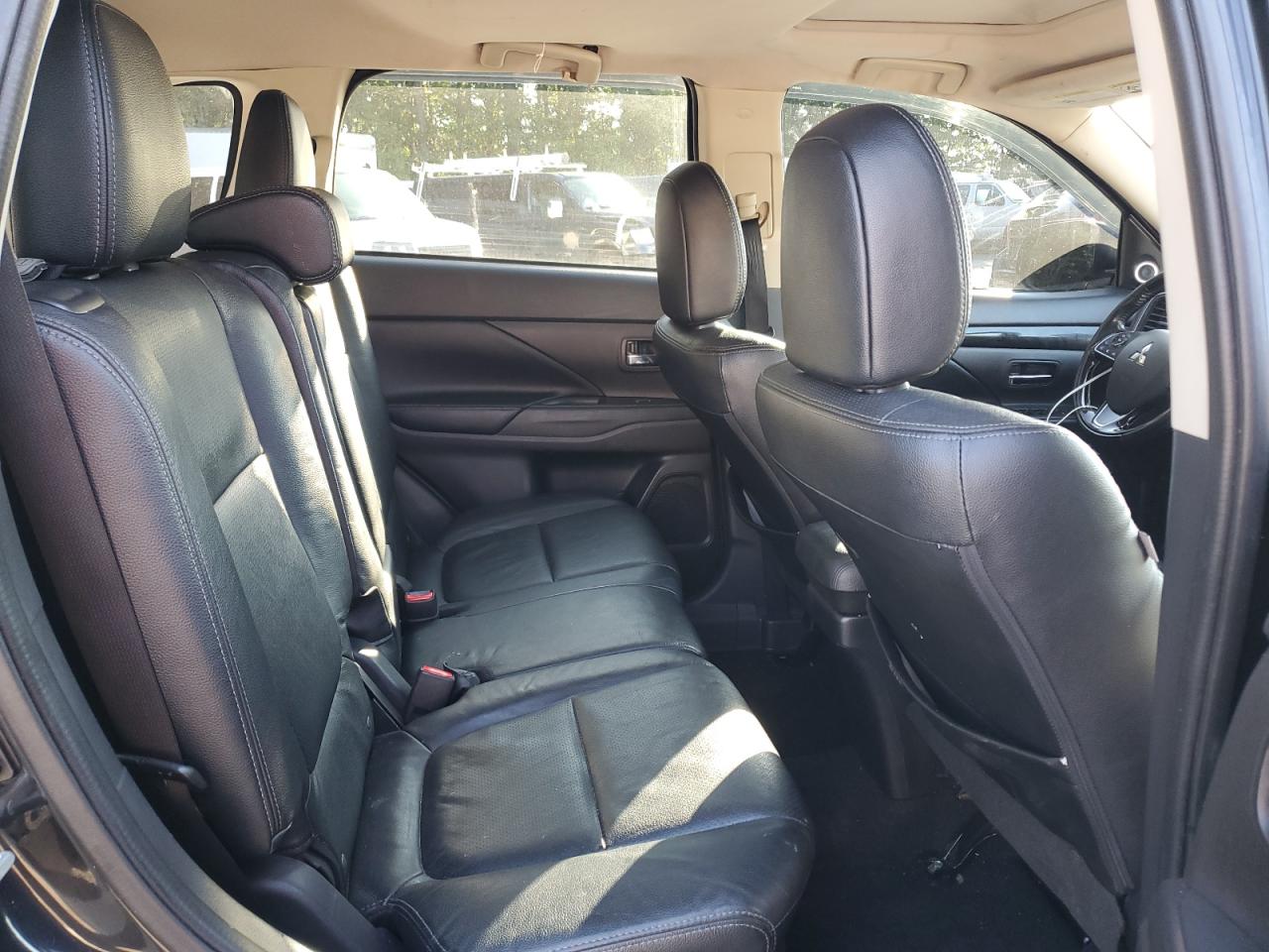 2018 Mitsubishi Outlander Se VIN: JA4AZ3A33JJ006191 Lot: 81095565