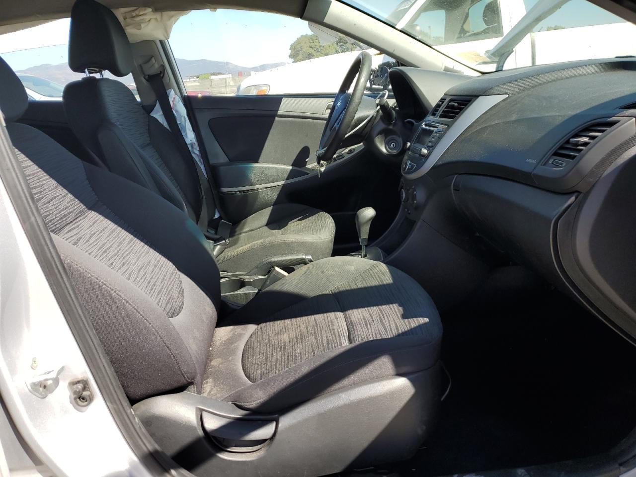 2017 Hyundai Accent Se VIN: KMHCT5AE5HU338182 Lot: 83941165