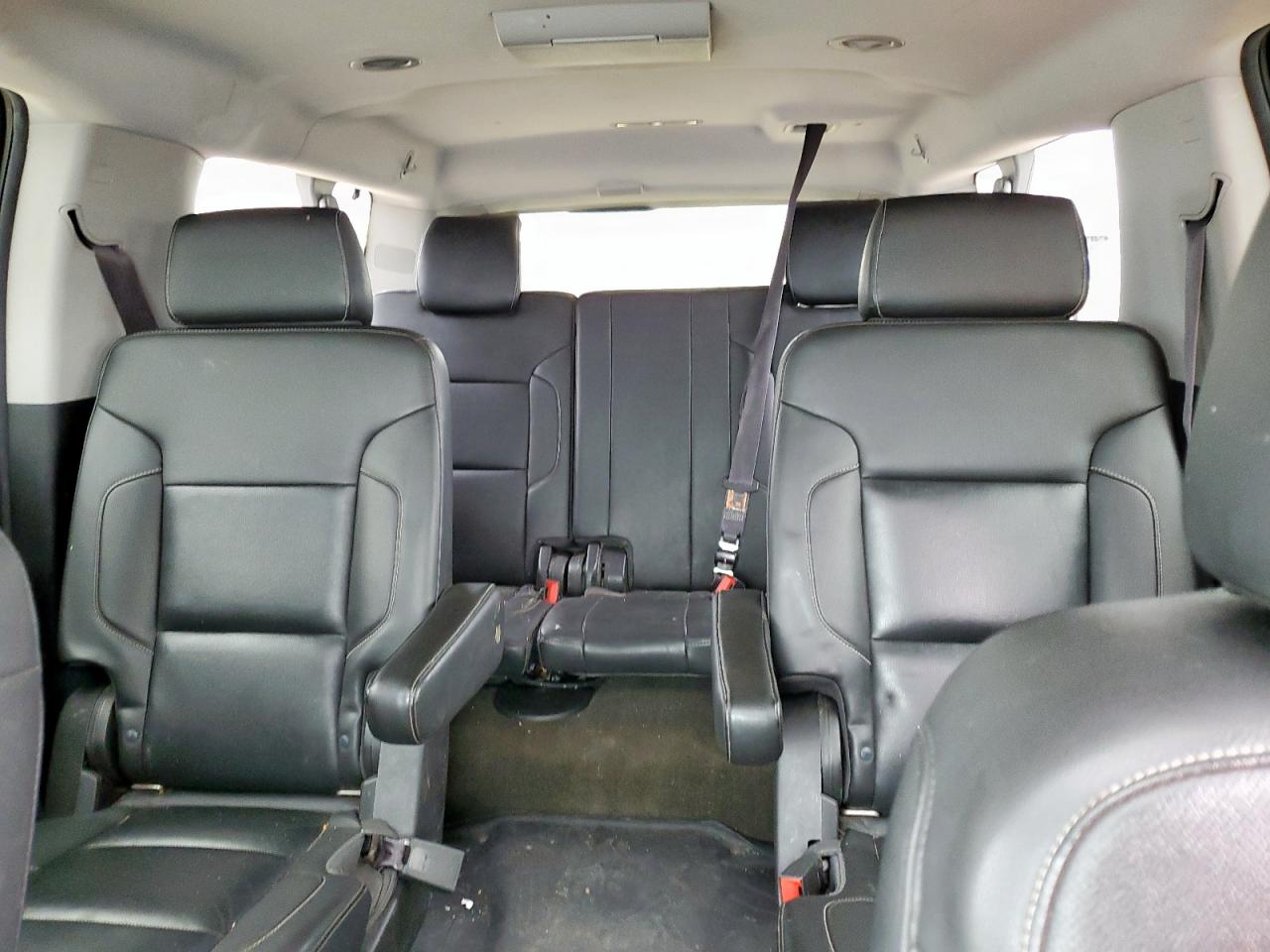 2017 Chevrolet Suburban K1500 Premier VIN: 1GNSKJKC7HR202266 Lot: 81627965