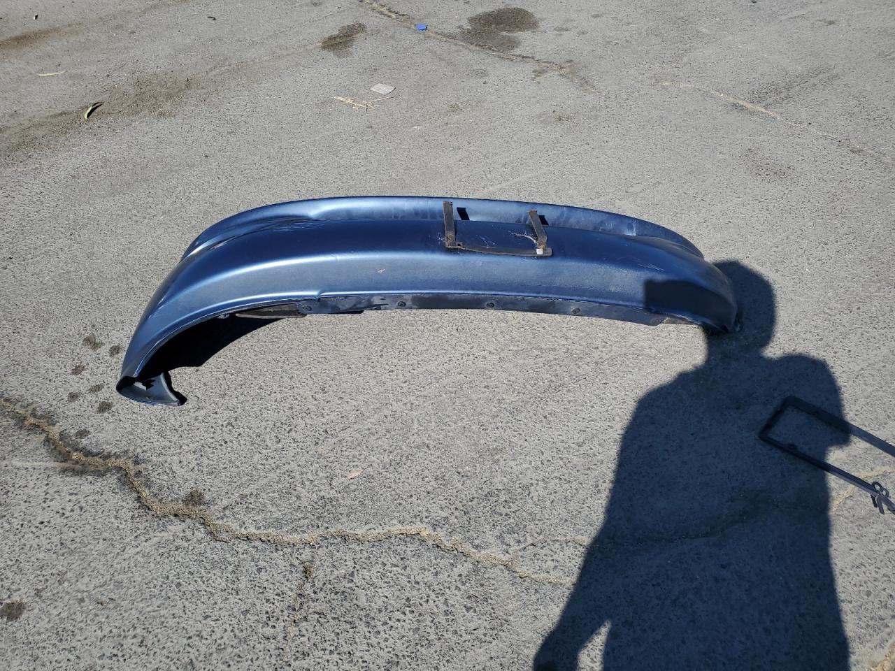 2001 Kia Rio VIN: KNADC123316063031 Lot: 81620495