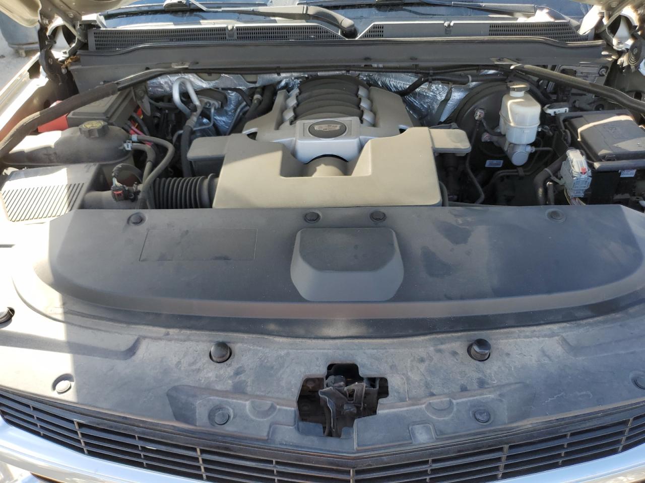 2016 Cadillac Escalade Luxury VIN: 1GYS4BKJXGR136005 Lot: 81856595