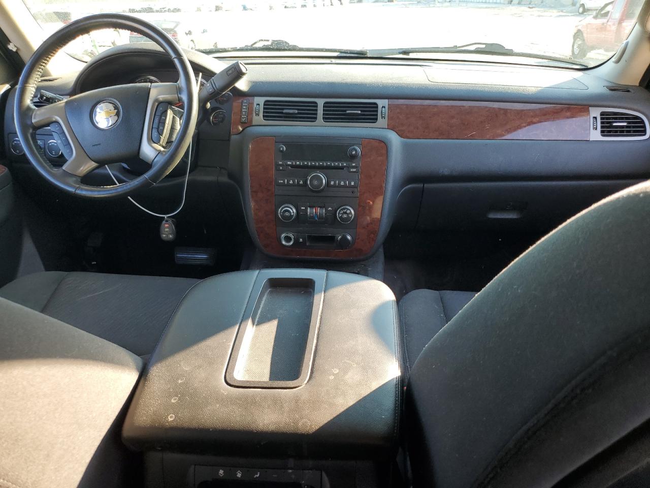 2011 Chevrolet Tahoe K1500 Ls VIN: 1GNSKAE00BR360165 Lot: 80380155