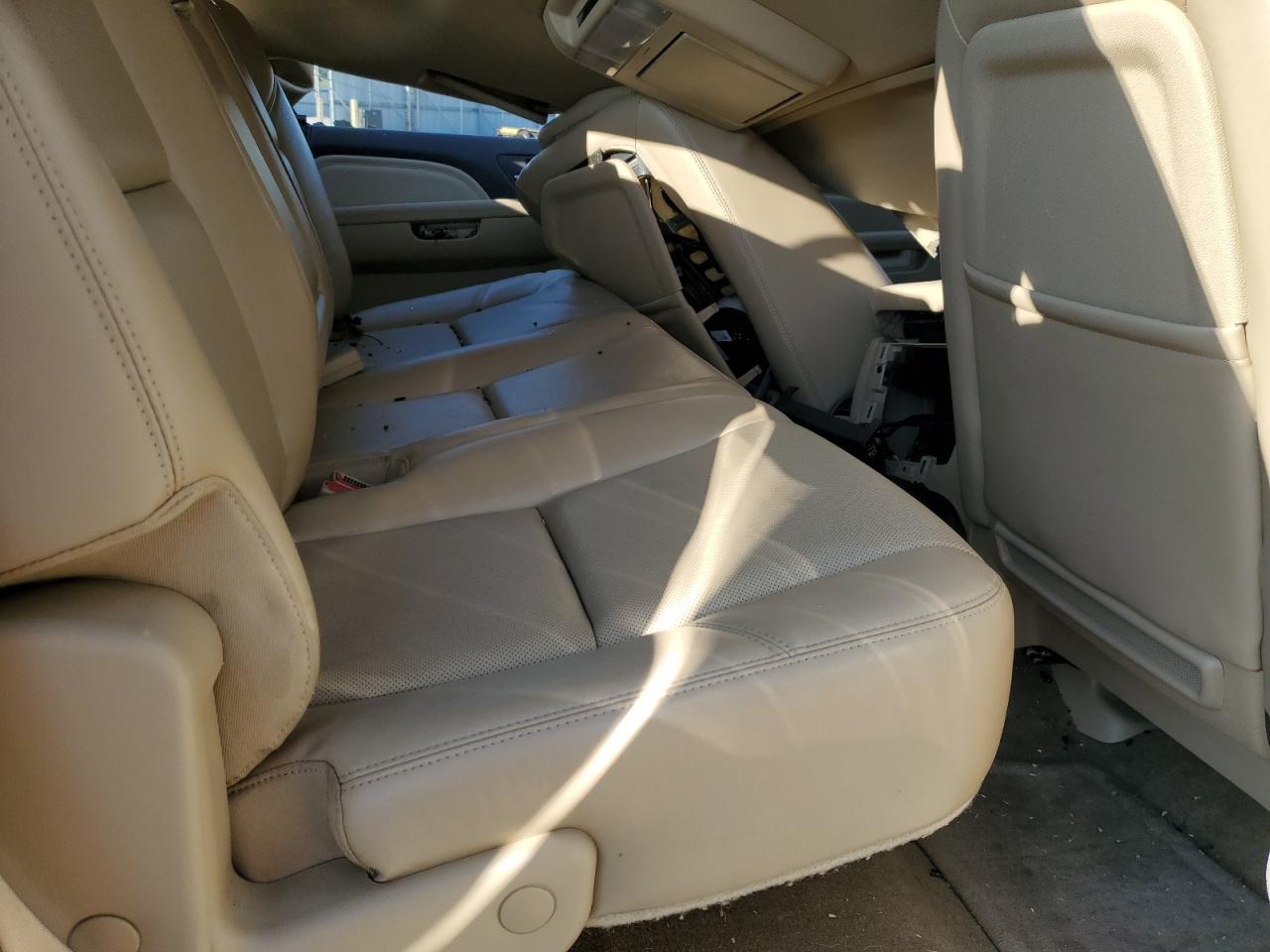 2011 GMC Sierra K2500 Denali VIN: 1GT125C88BF142075 Lot: 71894115