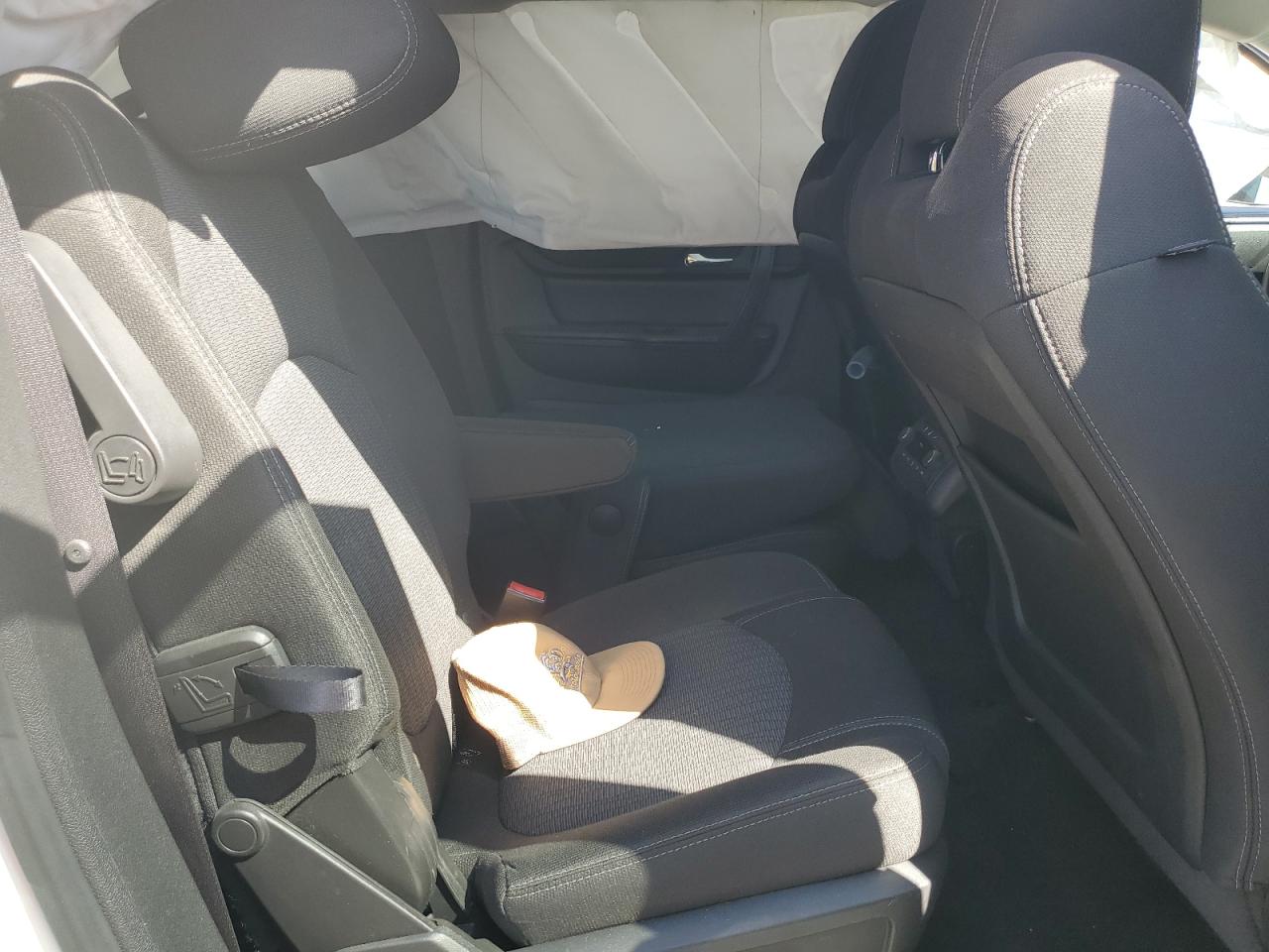 2016 Chevrolet Traverse Lt VIN: 1GNKRHKD1GJ175656 Lot: 71289455