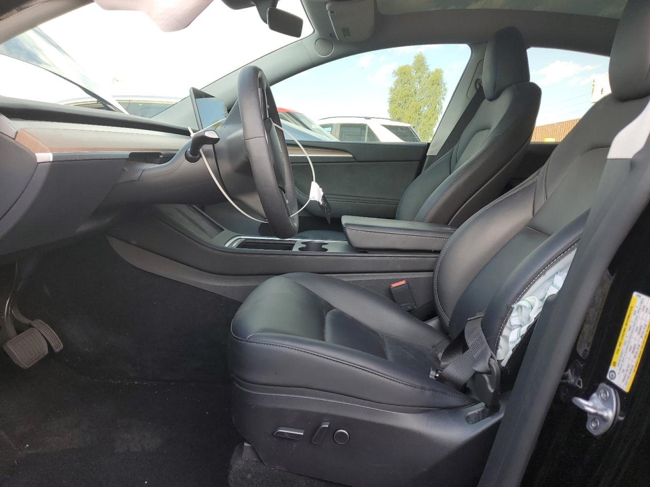 2023 Tesla Model Y VIN: 7SAYGDEE7PF923939 Lot: 84038945