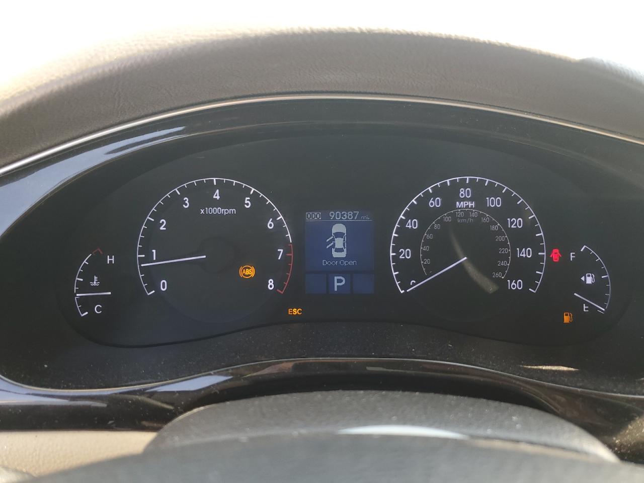 2014 Hyundai Genesis 3.8L VIN: KMHGC4DD0EU259819 Lot: 80172115