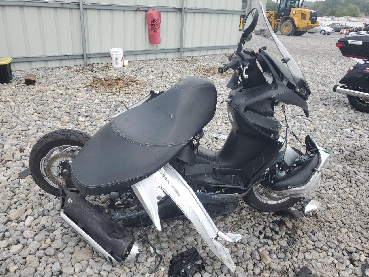 SUZUKI SCOOTER 2014. Lot# 81704695. VIN MLCCH41A8E1600385. Photo 1