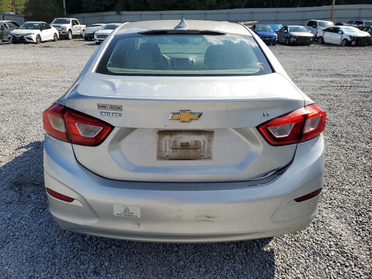2018 Chevrolet Cruze Lt VIN: 1G1BE5SM5J7237351 Lot: 84643075