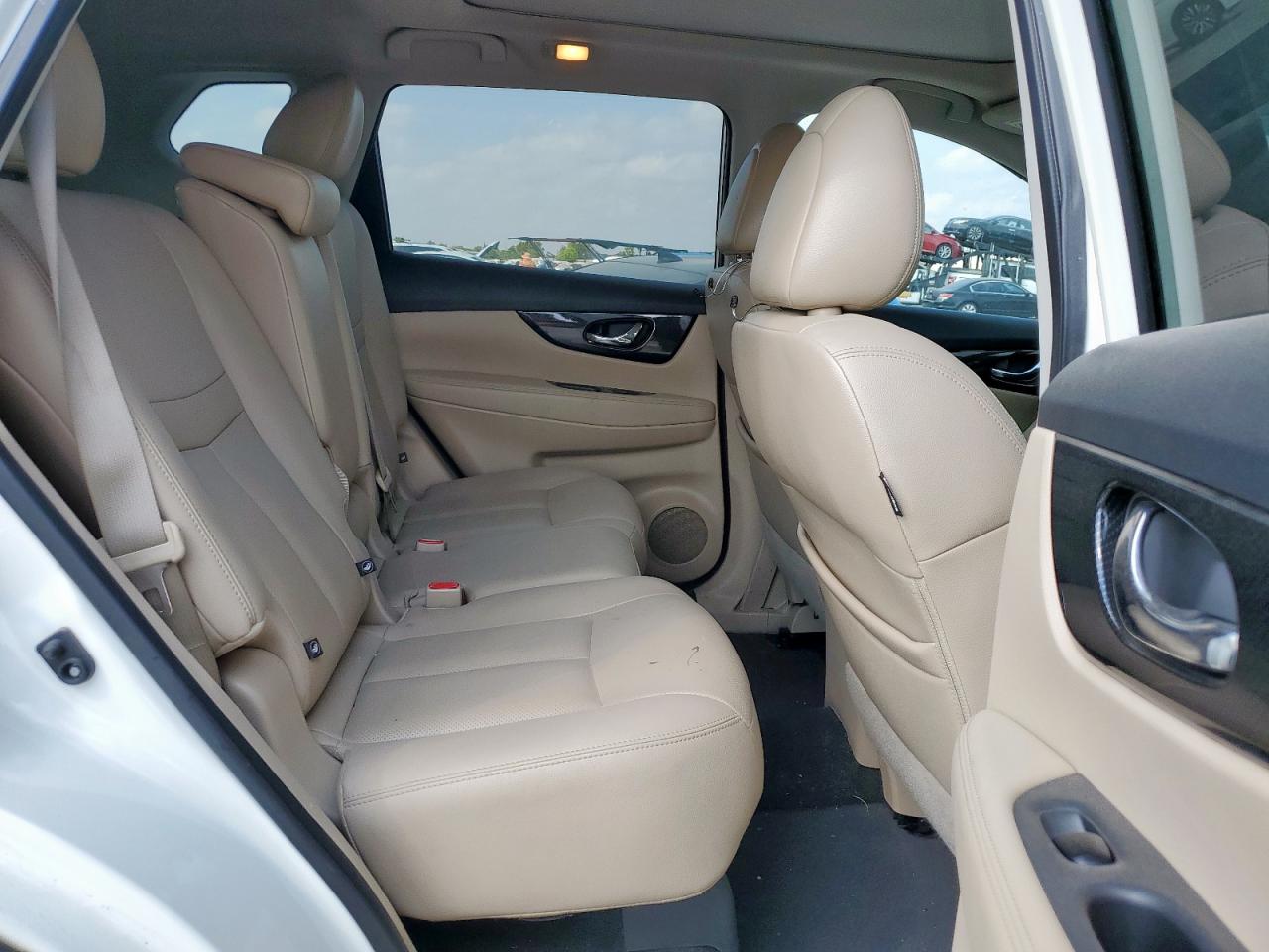 2017 Nissan Rogue S VIN: 5N1AT2MT4HC779680 Lot: 80556995