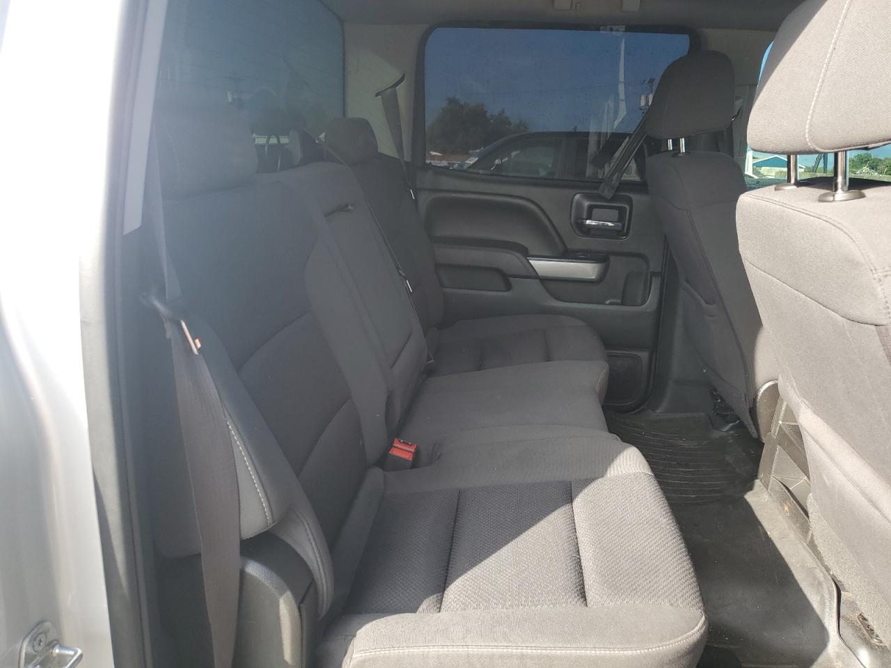 2017 Chevrolet Silverado K1500 Lt VIN: 3GCUKREC4HG141552 Lot: 81594685