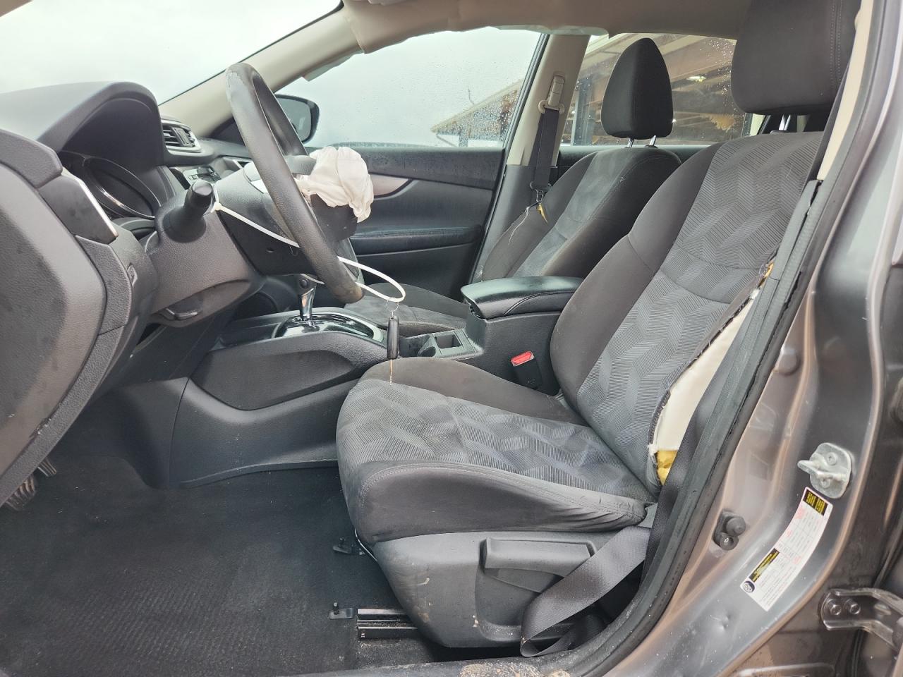 2015 Nissan Rogue S VIN: KNMAT2MT0FP521716 Lot: 82111015