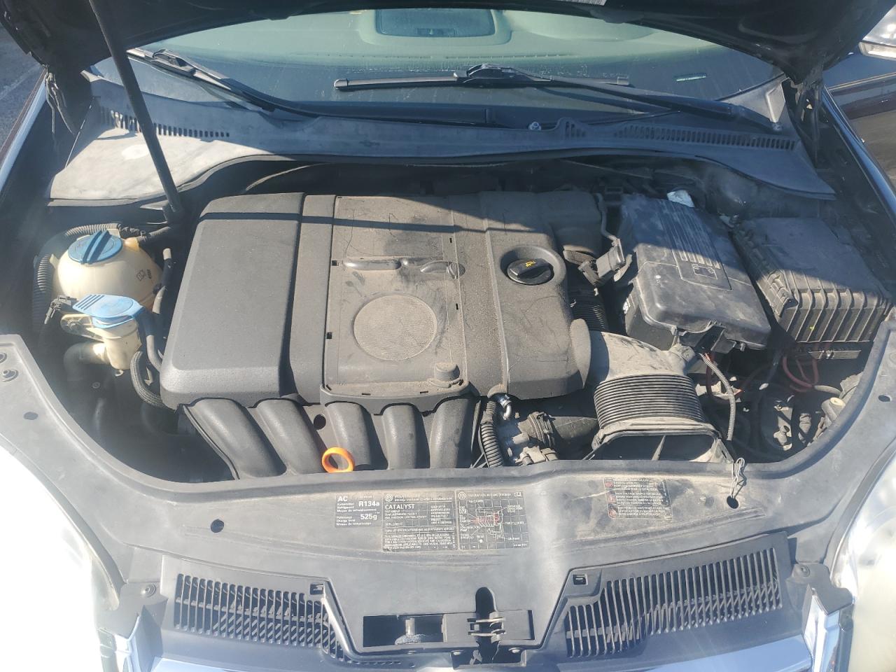 2006 Volkswagen Jetta 2.5 Option Package 1 VIN: 3VWSF71K66M801146 Lot: 84768235