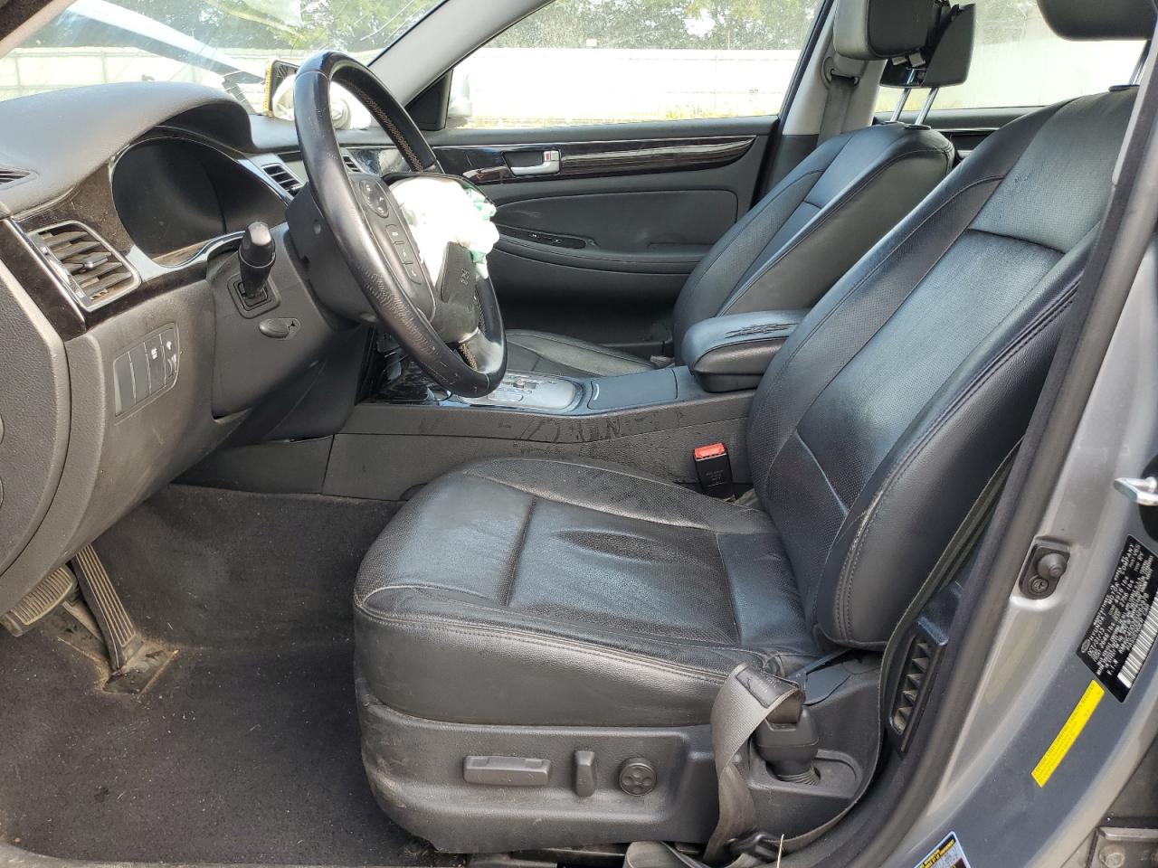 2014 Hyundai Genesis 3.8L VIN: KMHGC4DD2EU262978 Lot: 80008055