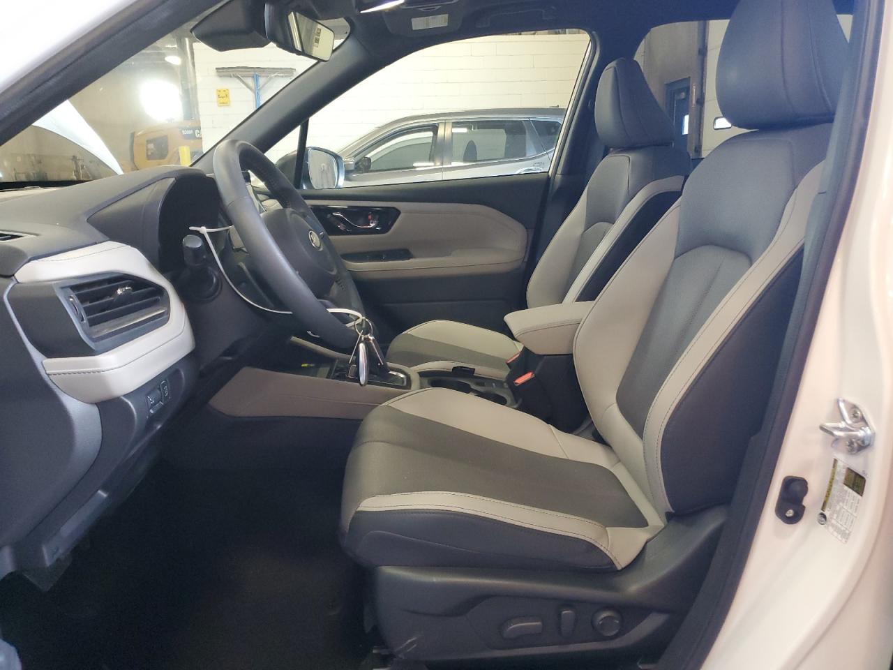 2025 Subaru Forester Limited VIN: JF2SLDRC0SH469003 Lot: 81506605