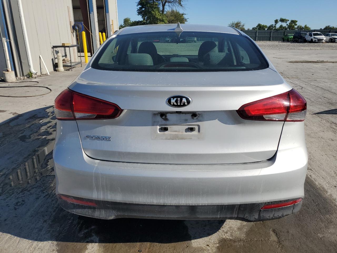 2017 Kia Forte Lx VIN: 3KPFL4A79HE090921 Lot: 70190605