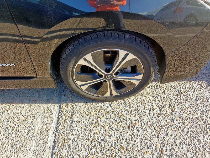 2018 NISSAN LEAF TEKNA 