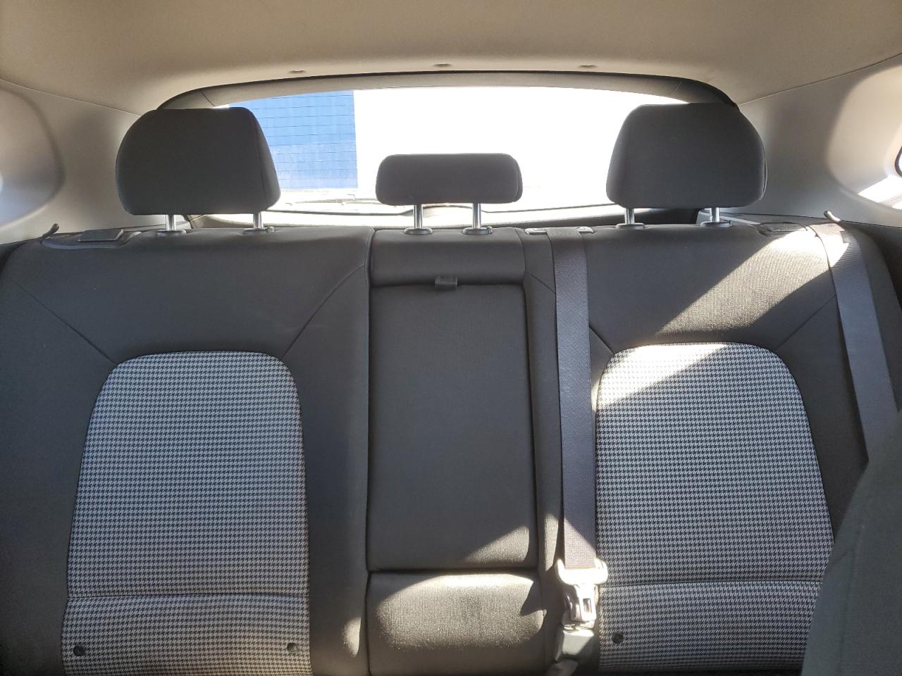 2020 Hyundai Kona Se VIN: KM8K12AA4LU422256 Lot: 80985975