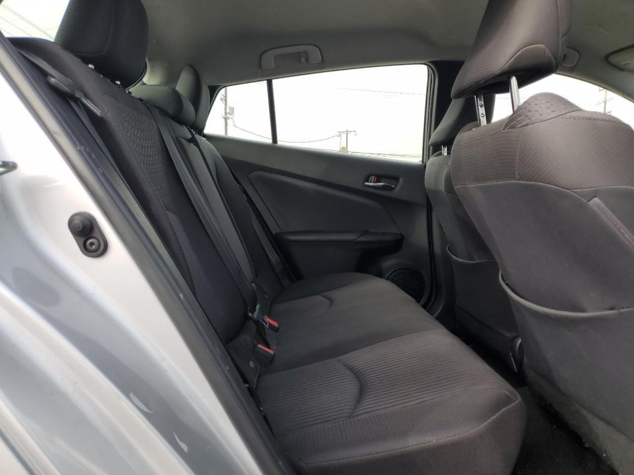 2018 Toyota Prius VIN: JTDKBRFU9J3584982 Lot: 84051655