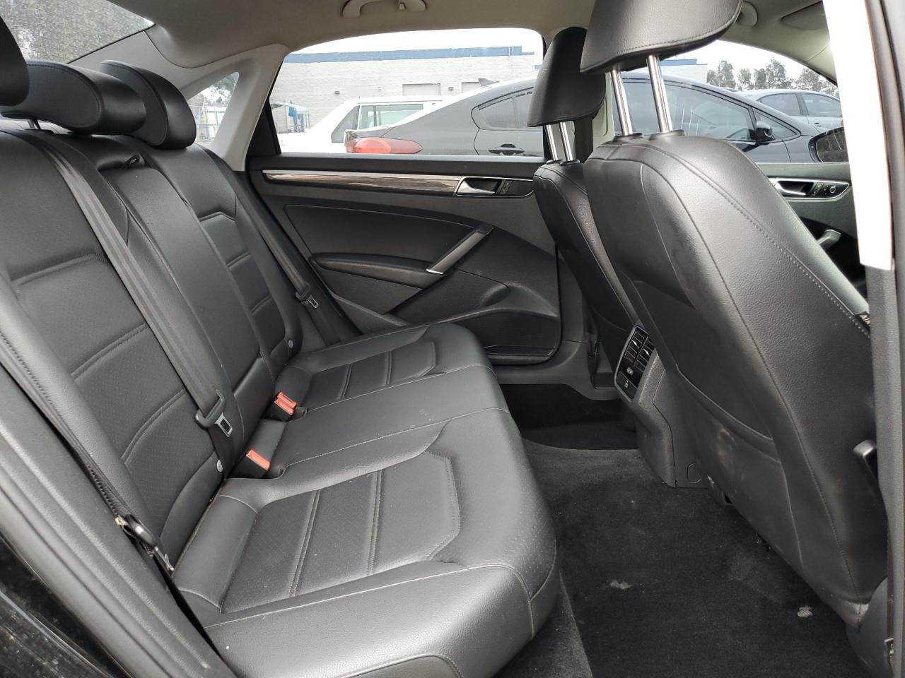 2016 Volkswagen Passat Se VIN: 1VWBS7A39GC044816 Lot: 84420385