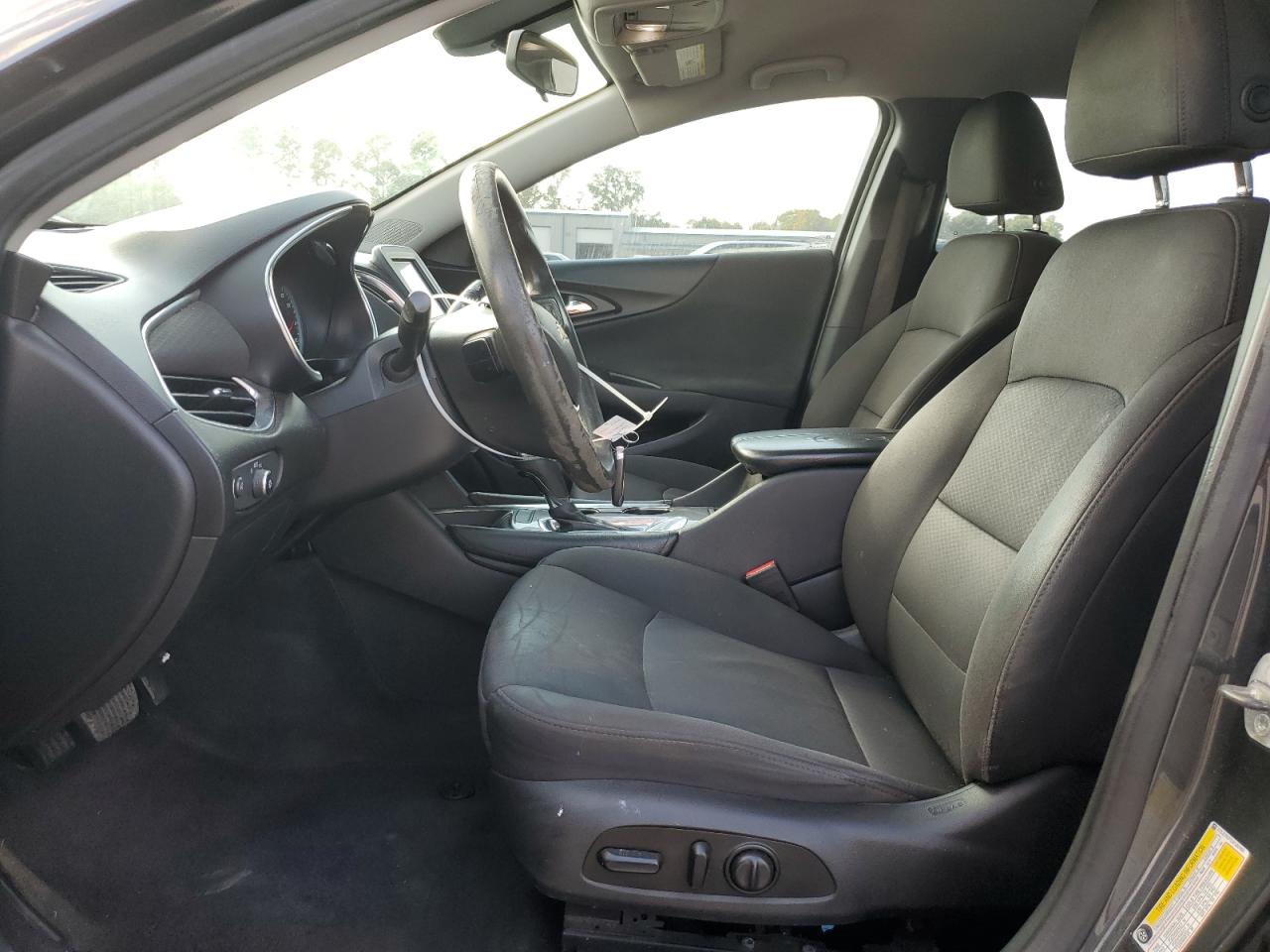 2018 Chevrolet Malibu Lt VIN: 1G1ZD5ST3JF196989 Lot: 81082425