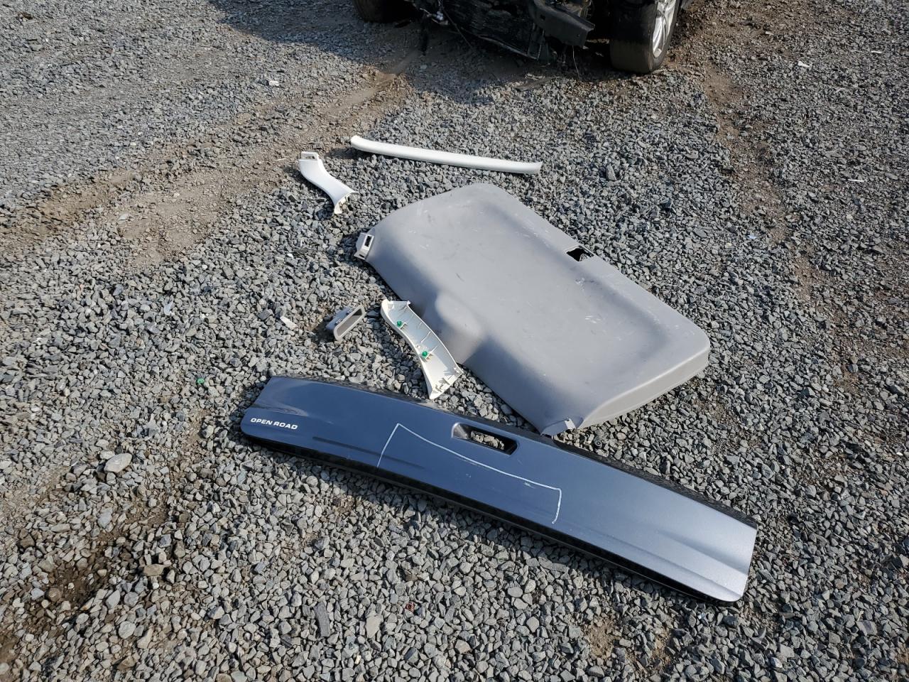 2012 Honda Cr-V Lx VIN: 2HKRM4H3XCH627457 Lot: 81129555