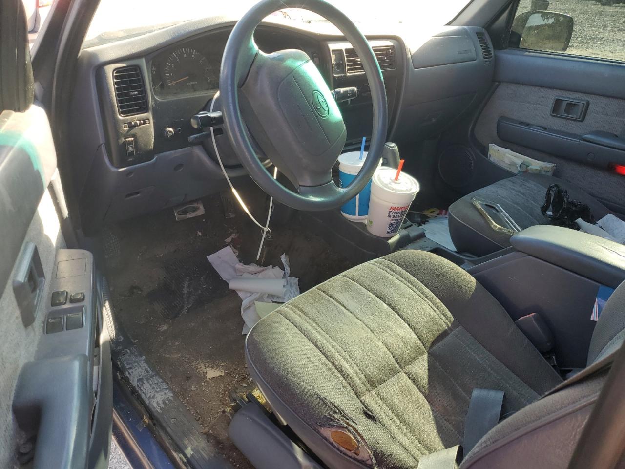 1999 Toyota Tacoma Xtracab Prerunner VIN: 4TASN92N0XZ428269 Lot: 68975065