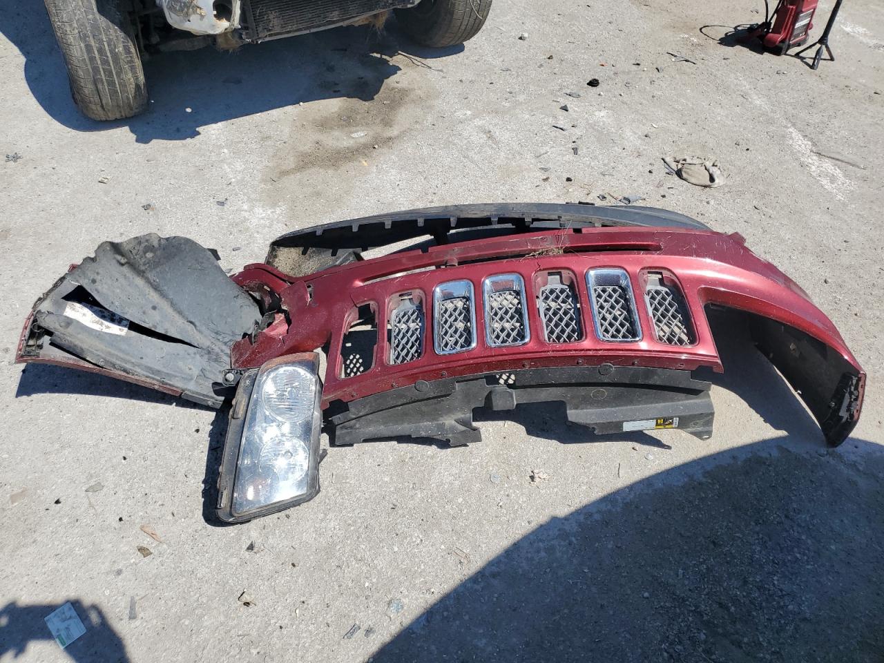 2017 Jeep Compass Latitude VIN: 1C4NJDEB0HD163479 Lot: 80134805