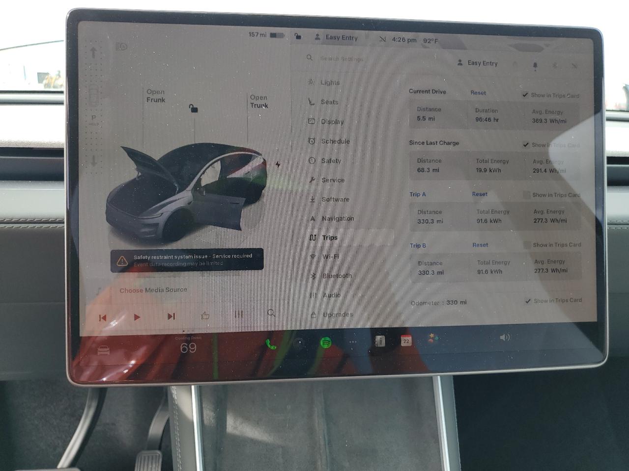 2026 Tesla Model Y VIN: 7SAYGDEE9TA464906 Lot: 81733835