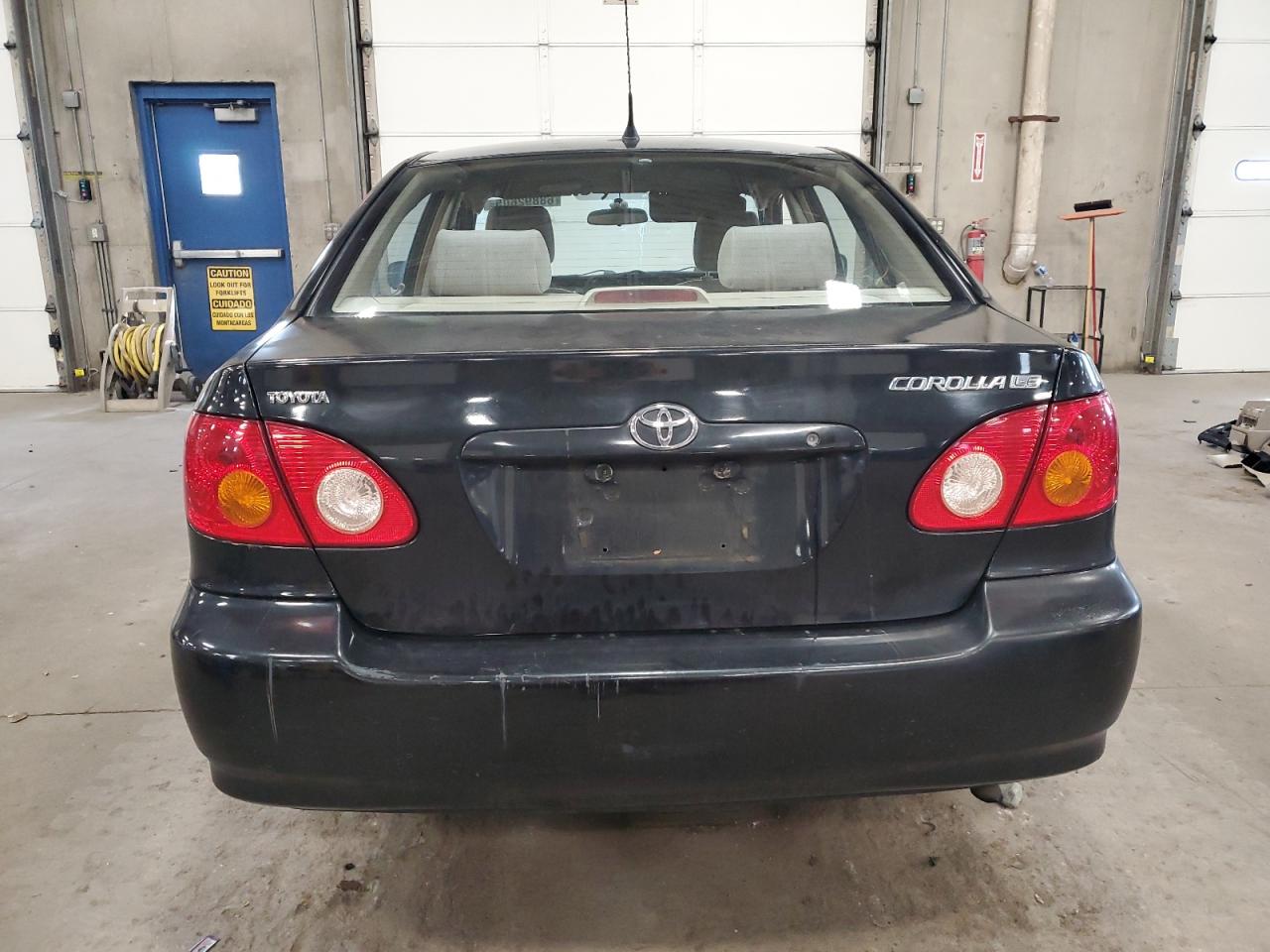2004 Toyota Corolla Ce VIN: JTDBR32E242041412 Lot: 68892605