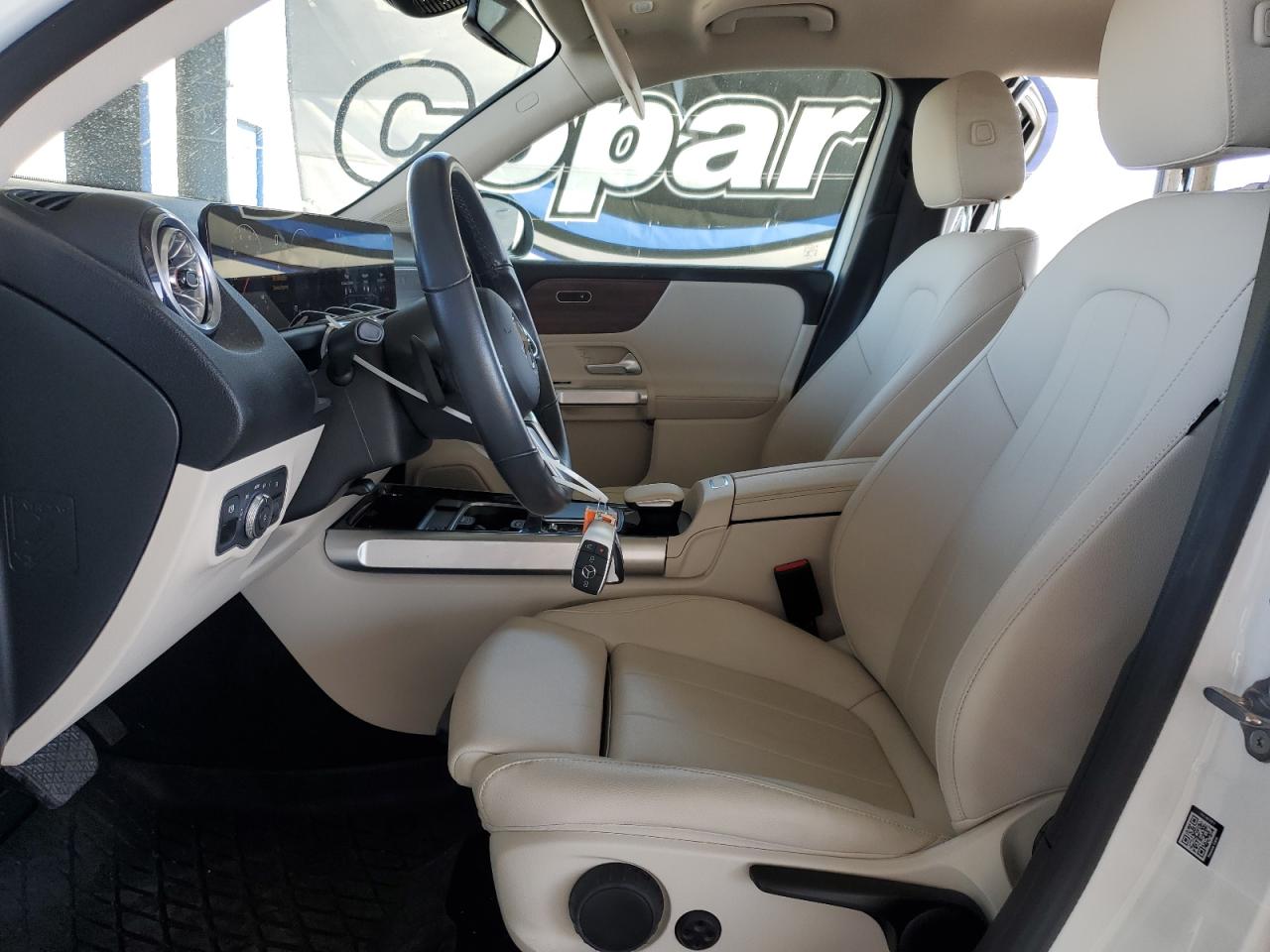 2022 Mercedes-Benz Eqb 300 4Matic VIN: W1N9M0KBXNN010211 Lot: 81803305