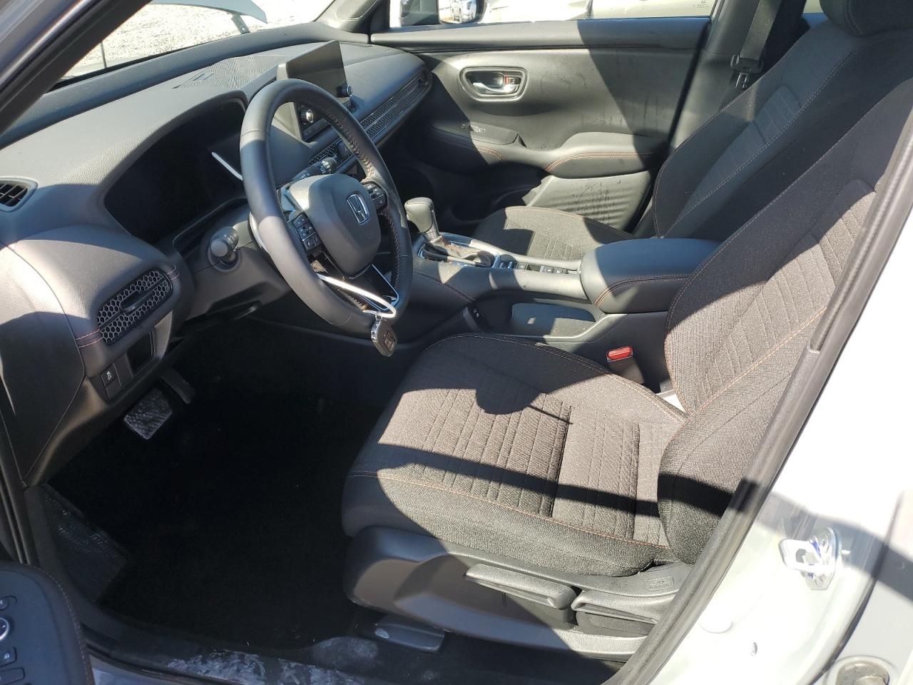 2025 Honda Hr-V Sport VIN: 3CZRZ1H53SM749288 Lot: 84230365
