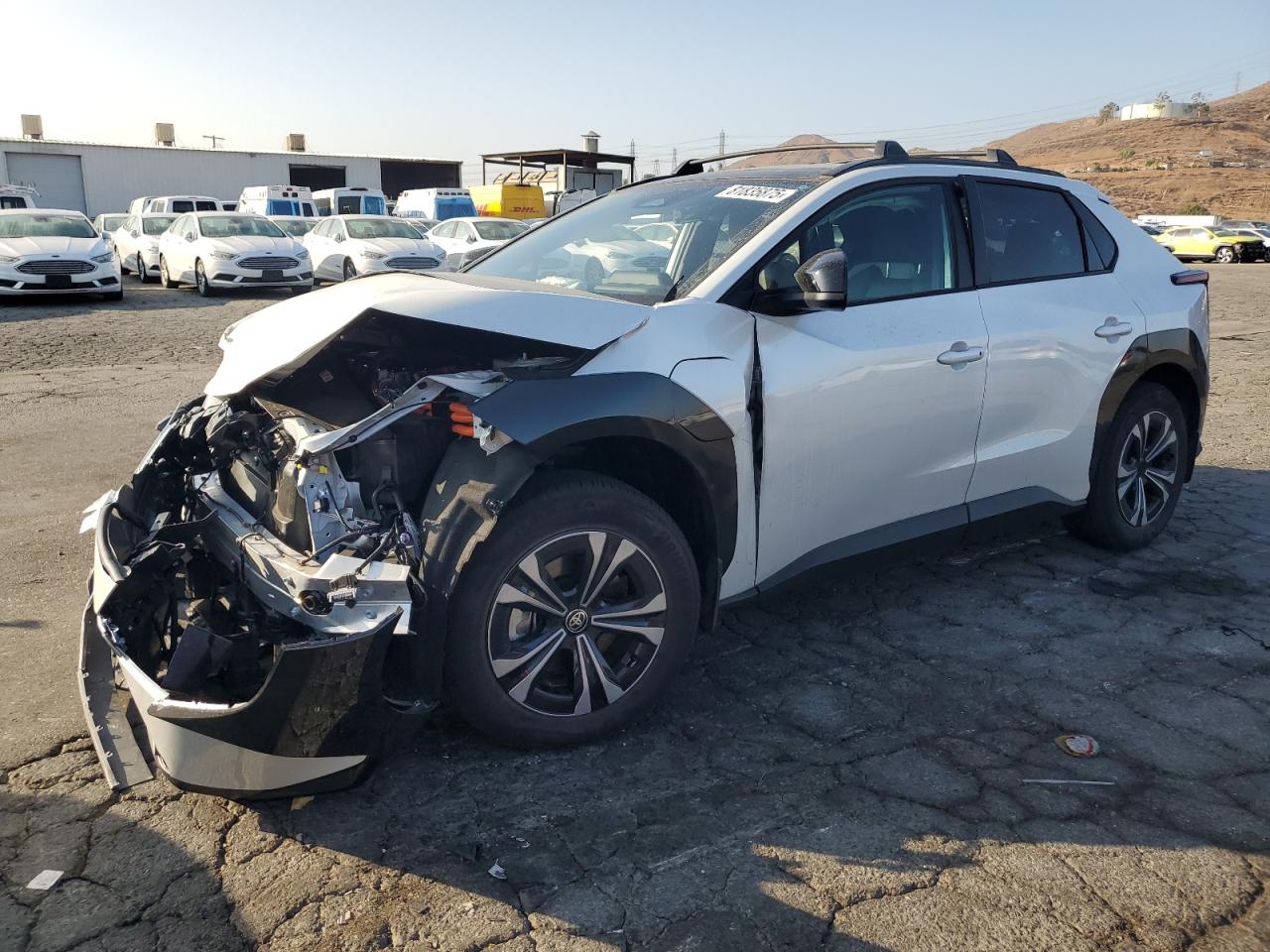 切手04 2024 TOYOTA BZ4X XLE | JTMAAAAA8RA042874