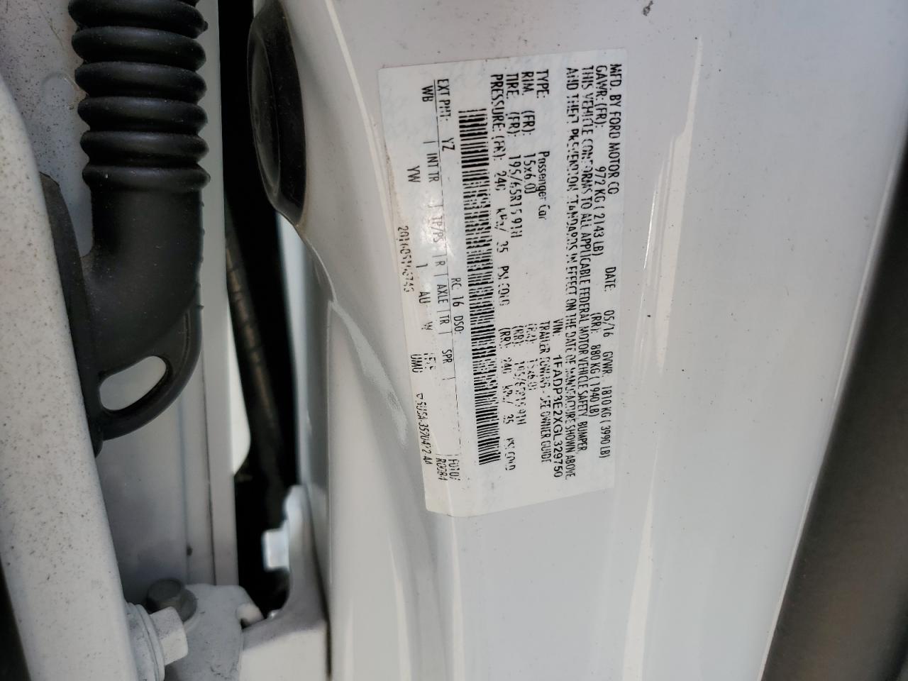 2016 Ford Focus S VIN: 1FADP3E2XGL329750 Lot: 71469405