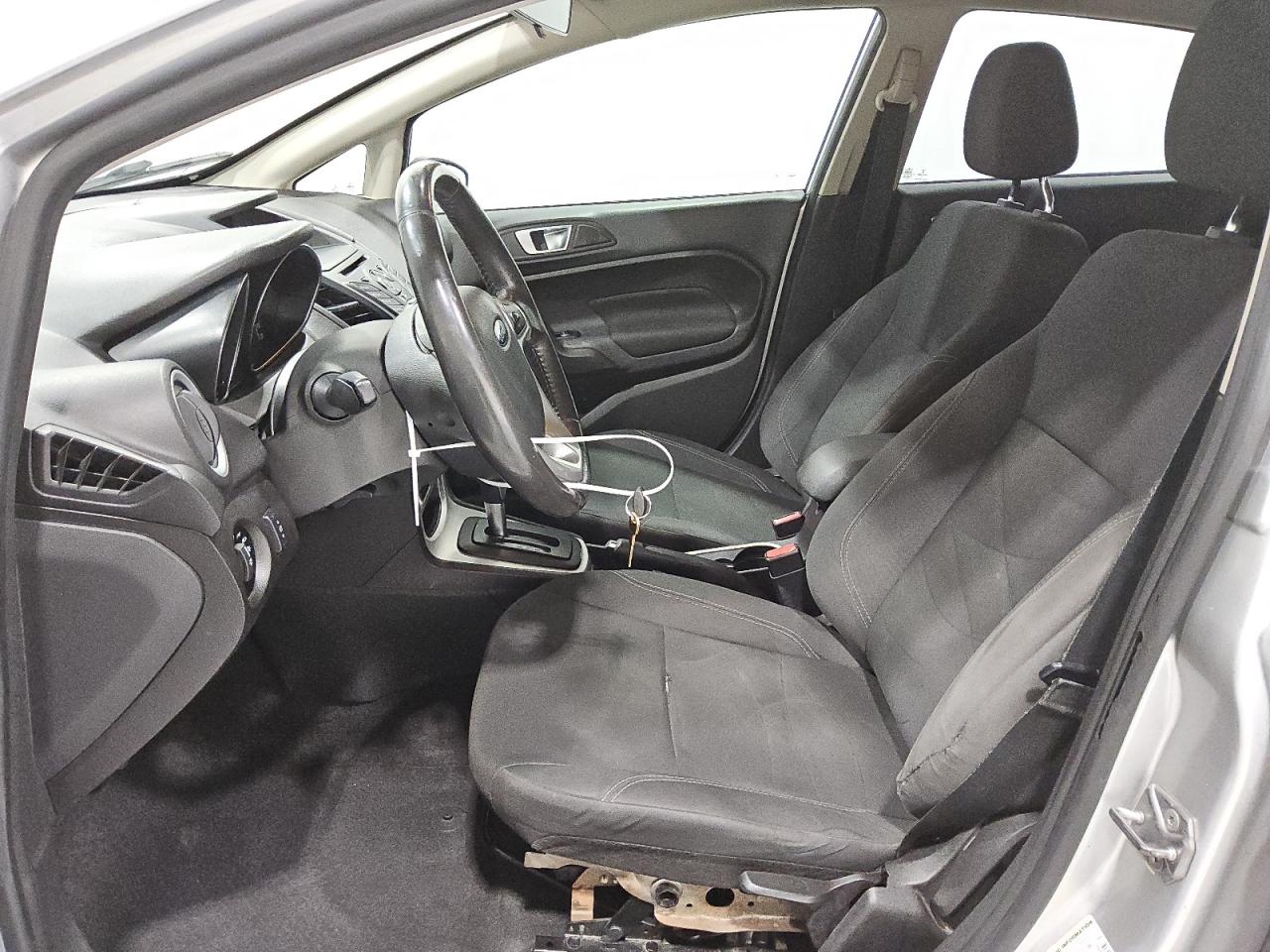 2016 Ford Fiesta Se VIN: 3FADP4BJ7GM153823 Lot: 81269155