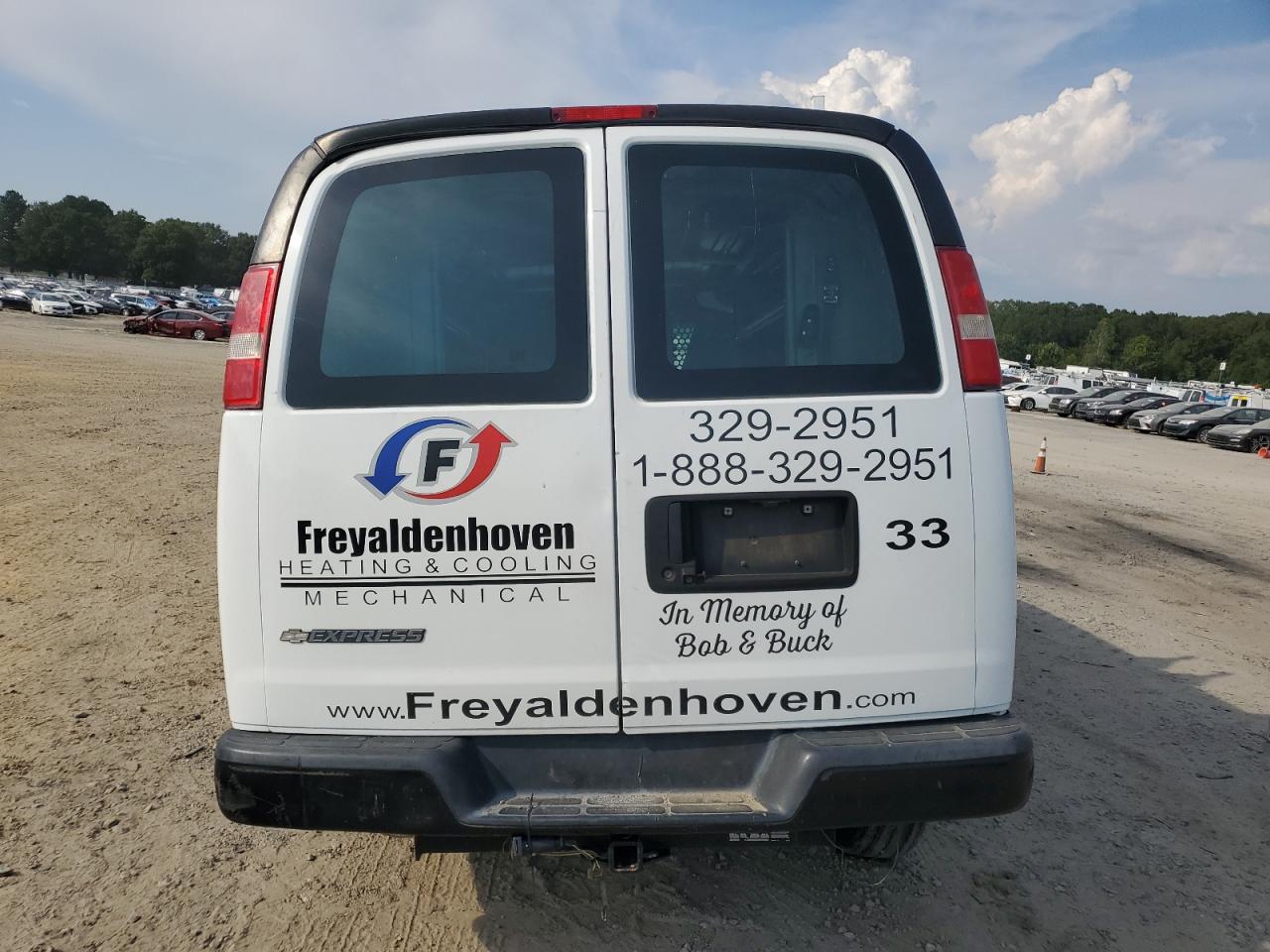 2017 Chevrolet Express G2500 VIN: 1GCWGAFGXH1203564 Lot: 81146975