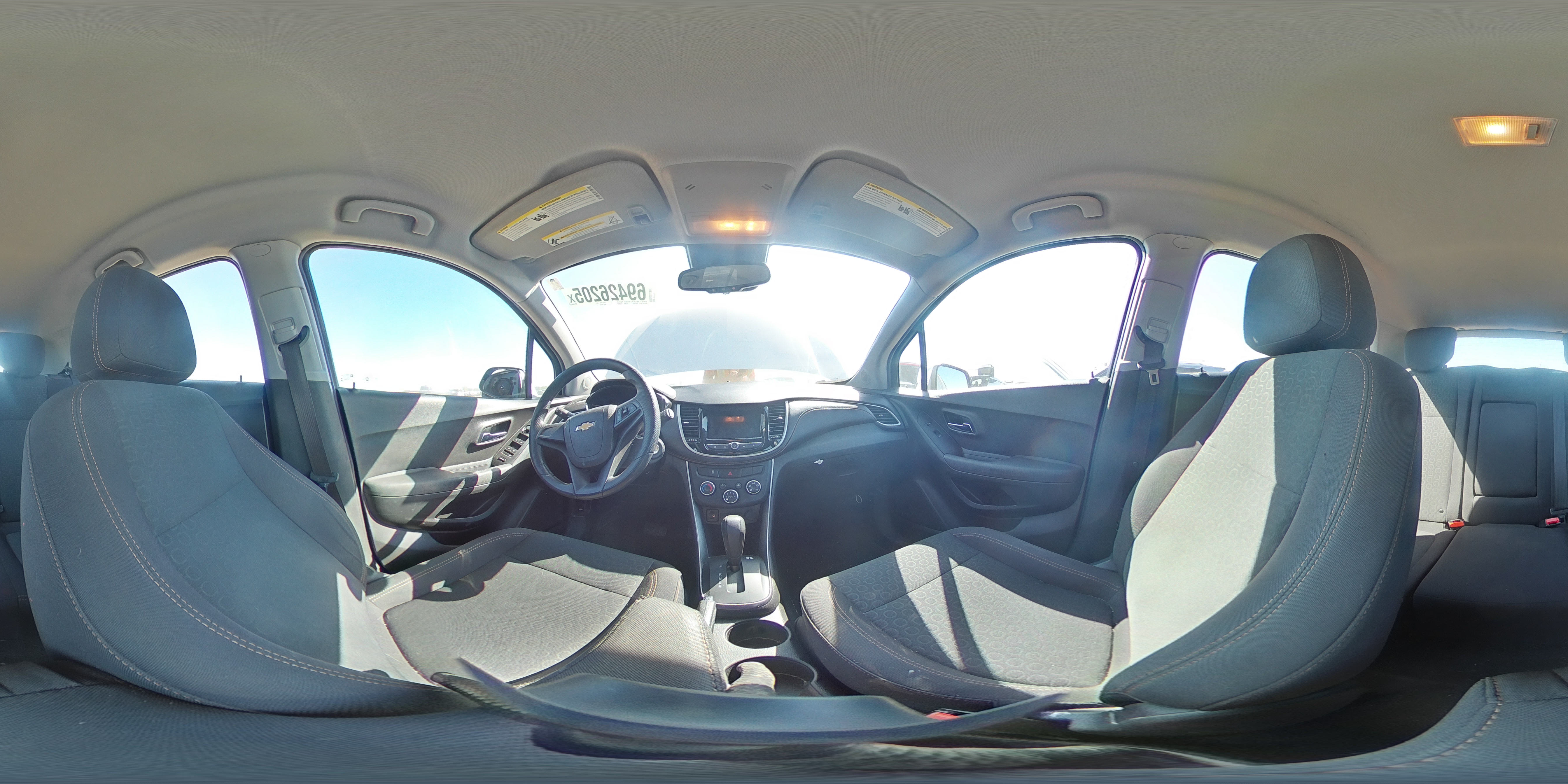 2018 Chevrolet Trax Ls VIN: 3GNCJKSB0JL348235 Lot: 69426205