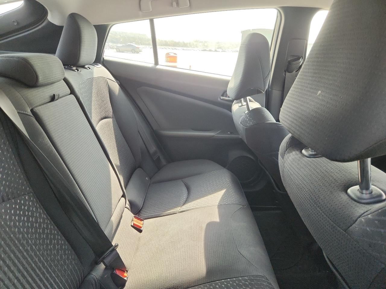 2018 Toyota Prius VIN: JTDKARFU4J3552685 Lot: 80531525