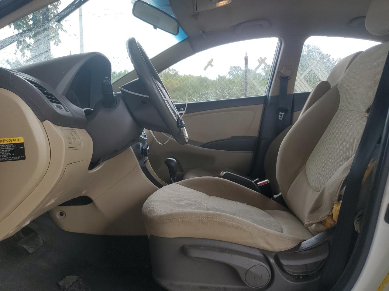 2013 Hyundai Accent Gls VIN: KMHCT4AE4DU515941 Lot: 81888405