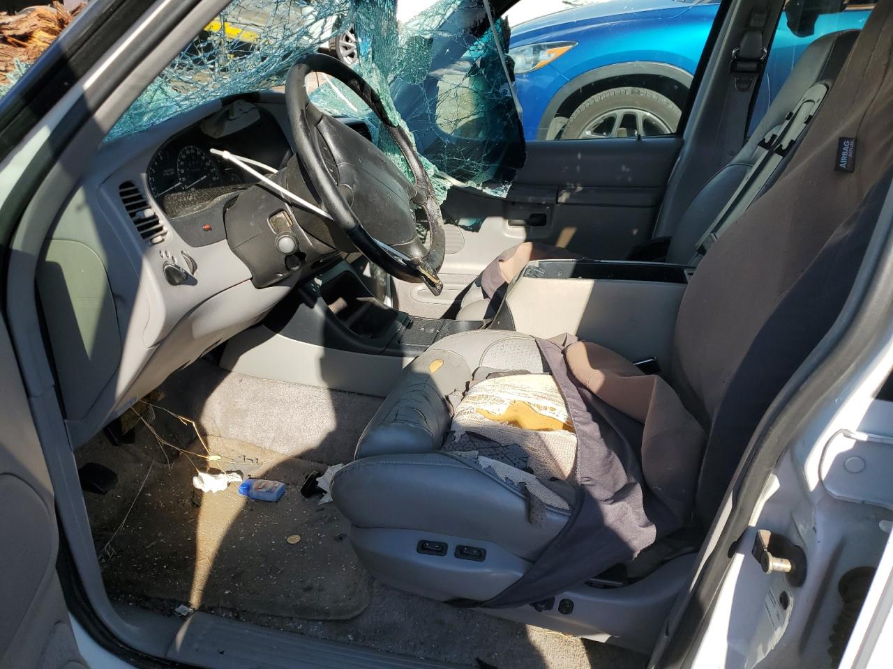 1995 Ford Explorer VIN: 1FMDU32X2SZB30745 Lot: 70494245