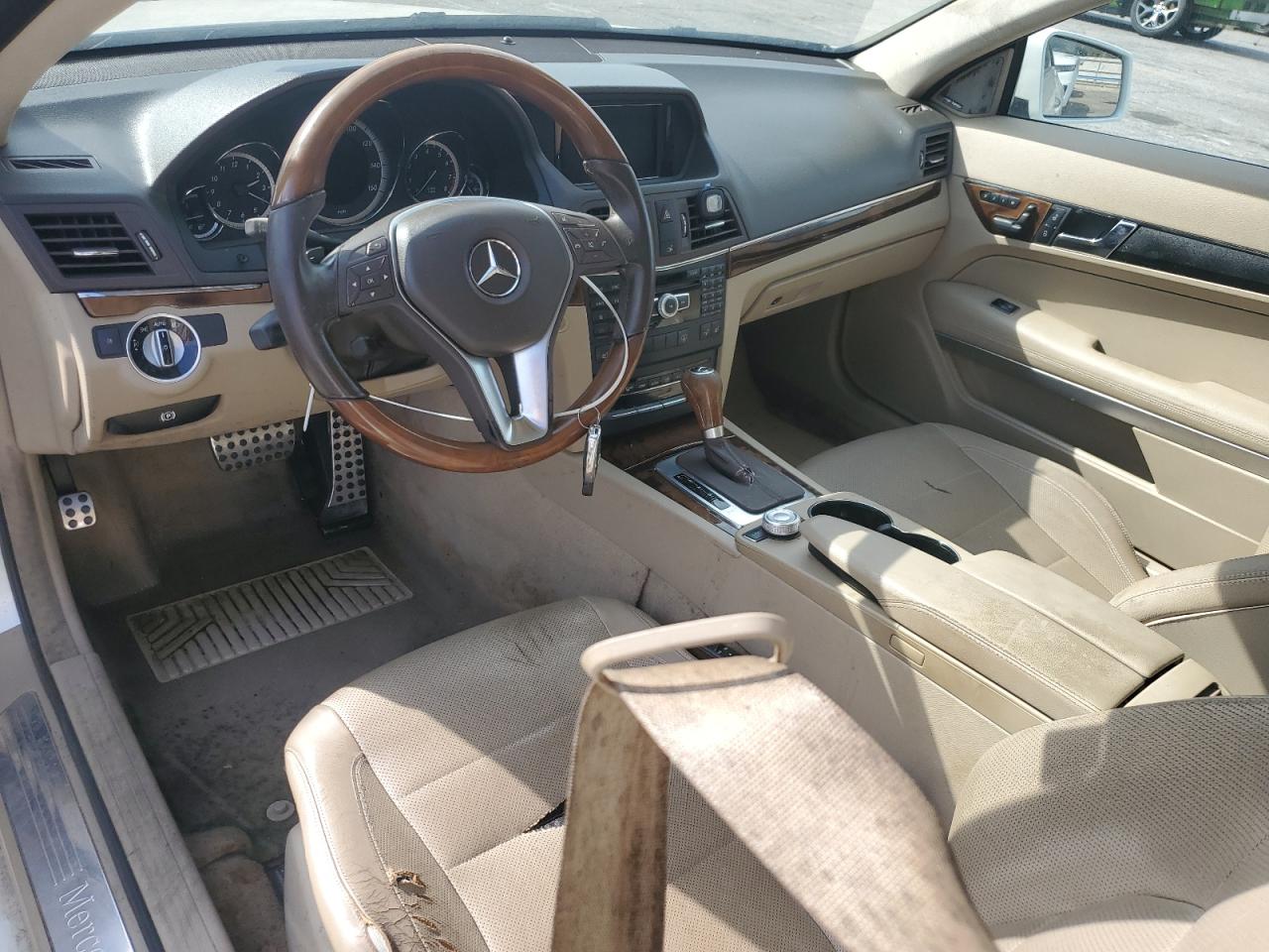 2012 Mercedes-Benz E 350 VIN: WDDKJ5KB8CF142136 Lot: 81869185