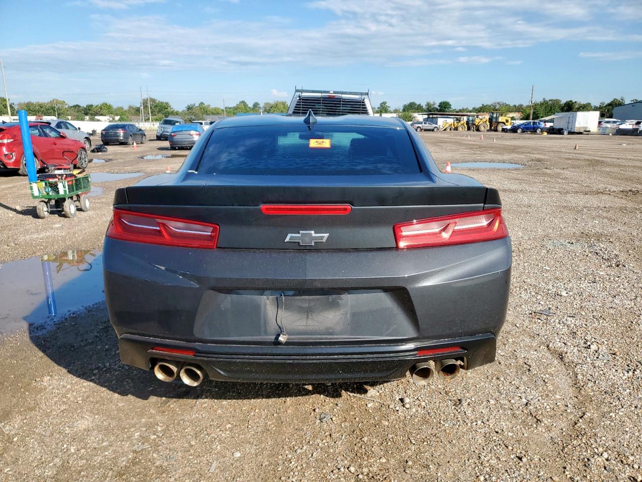 2017 Chevrolet Camaro Lt VIN: 1G1FC1RS2H0157819 Lot: 82106515