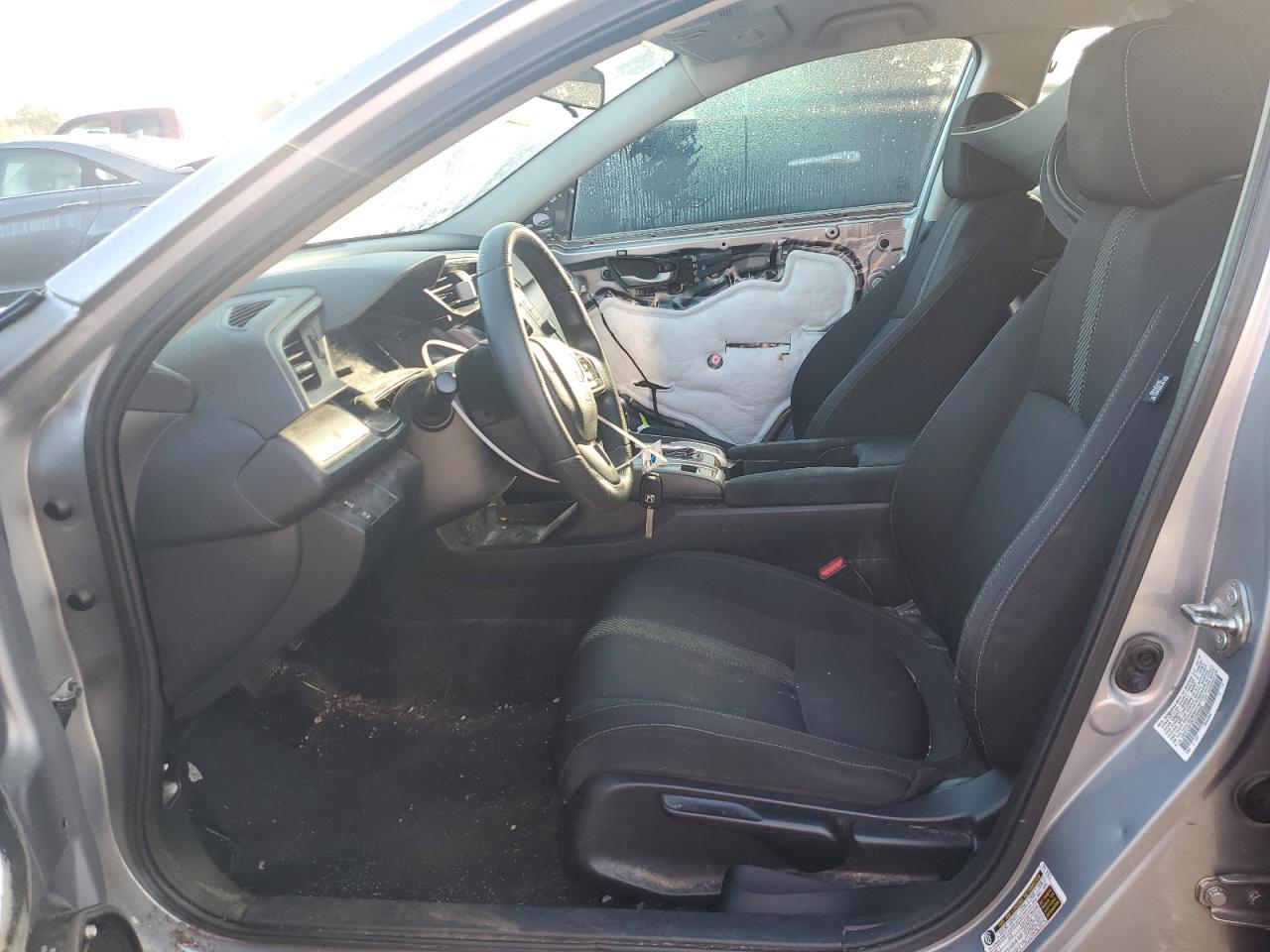 2018 Honda Civic Lx VIN: 19XFC2F53JE204655 Lot: 81373165