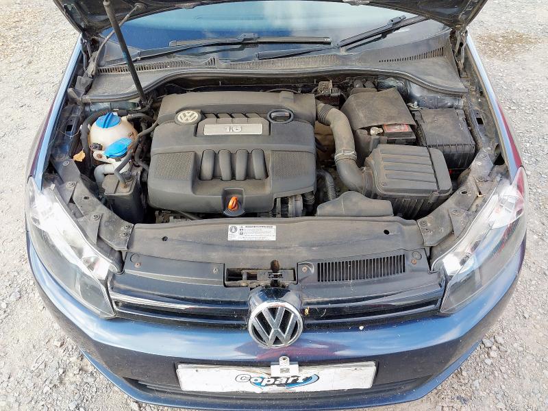 2009 VOLKSWAGEN GOLF S