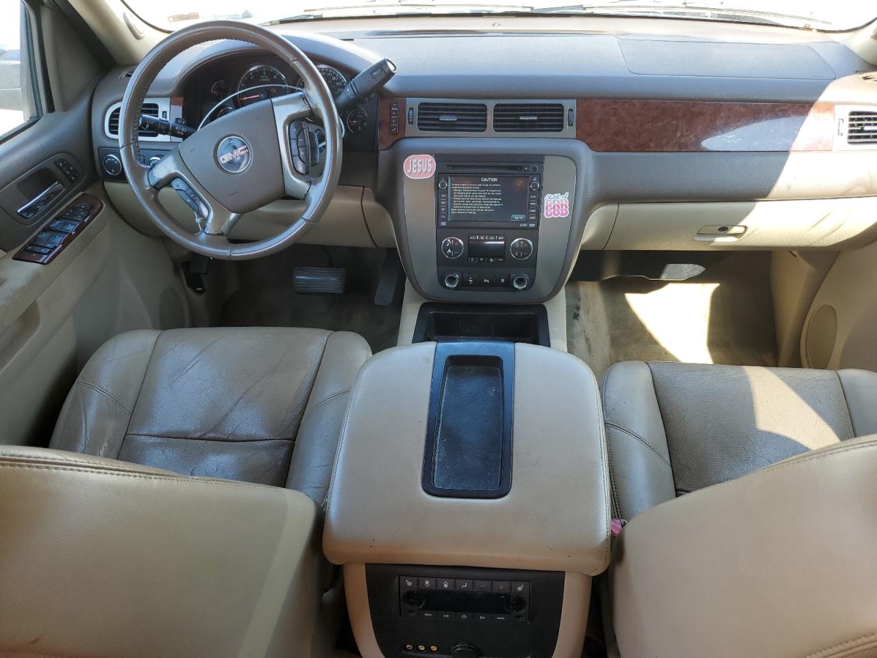 2010 GMC Yukon Xl K1500 Slt VIN: 1GKUKKE22AR124290 Lot: 81401975